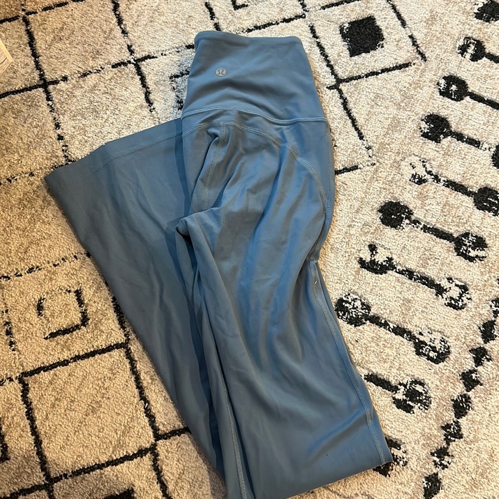 lulu nulu flared pants